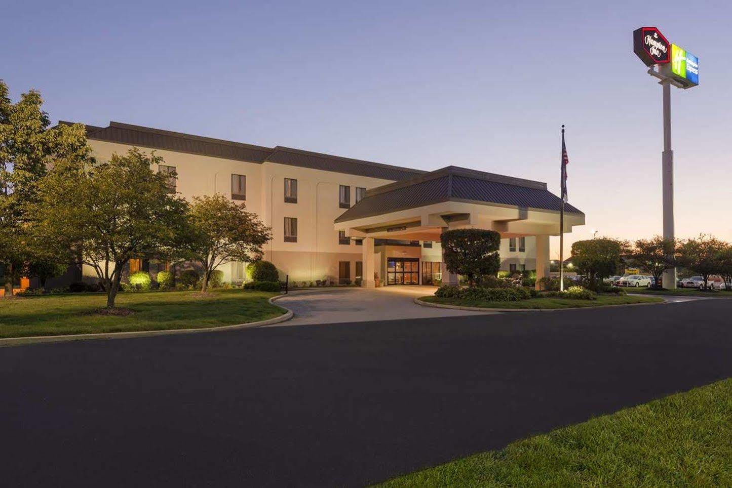 Hampton Inn Merrillville Buitenkant foto